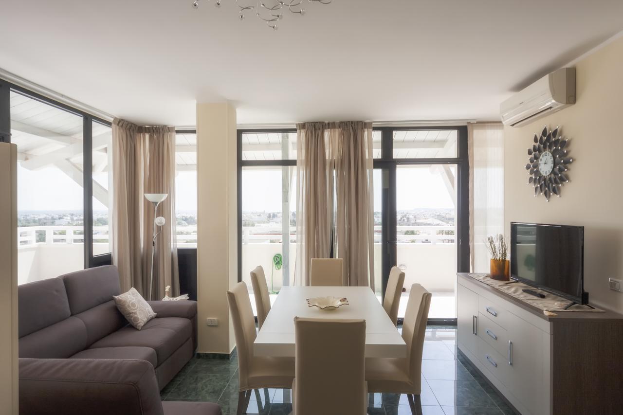 Appartement Attico Saker à Racale Extérieur photo